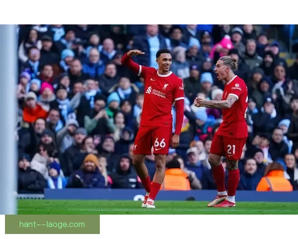 利物浦中场核心格拉文贝赫签署六年长约 续约至2032年